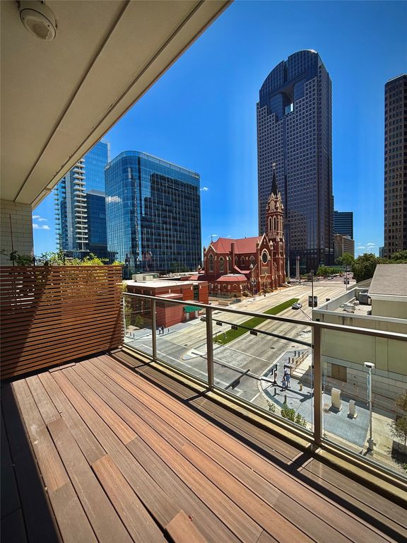 1801 N Pearl Street 502, Dallas, TX 75201