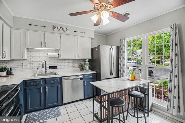 2868 BURGUNDY PL, Woodbridge, VA 22192