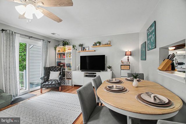2868 BURGUNDY PL, Woodbridge, VA 22192