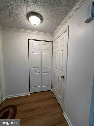 13238 CUSTOM HOUSE CT, Fairfax, VA 22033