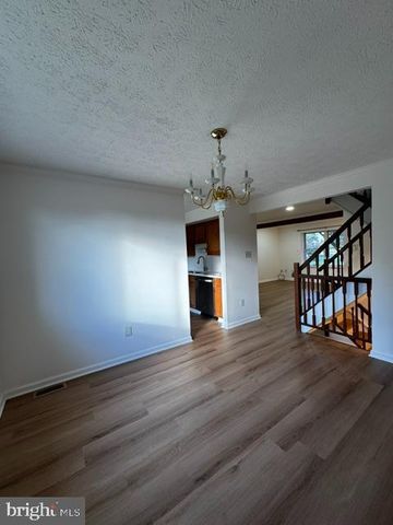 13238 CUSTOM HOUSE CT, Fairfax, VA 22033