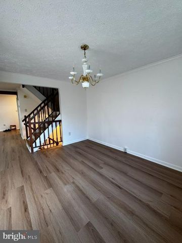 13238 CUSTOM HOUSE CT, Fairfax, VA 22033