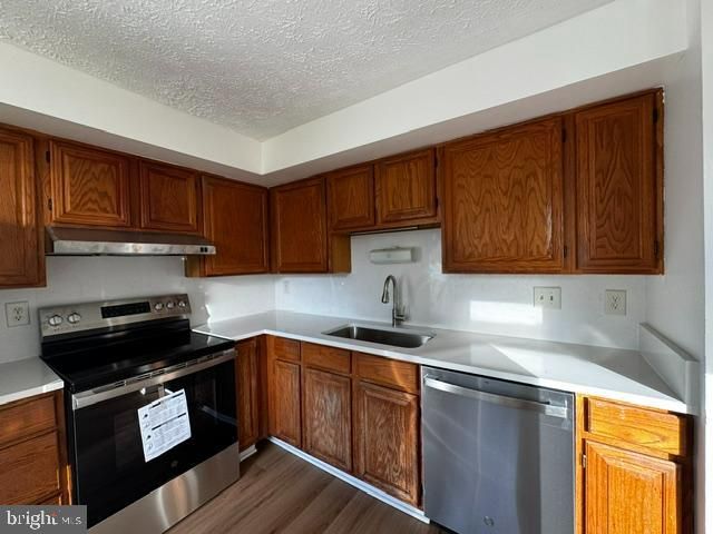 13238 CUSTOM HOUSE CT, Fairfax, VA 22033