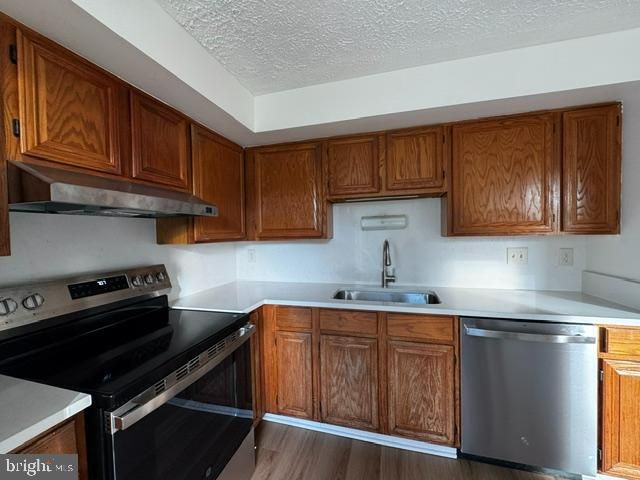13238 CUSTOM HOUSE CT, Fairfax, VA 22033