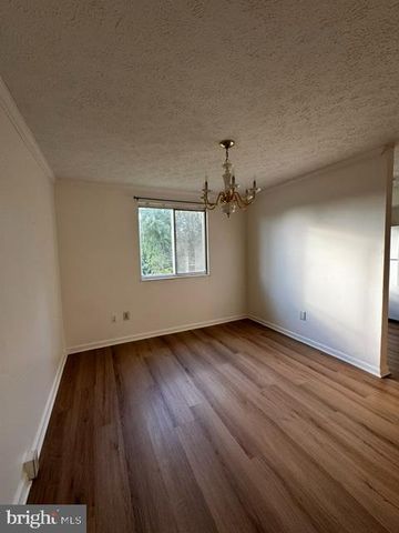 13238 CUSTOM HOUSE CT, Fairfax, VA 22033