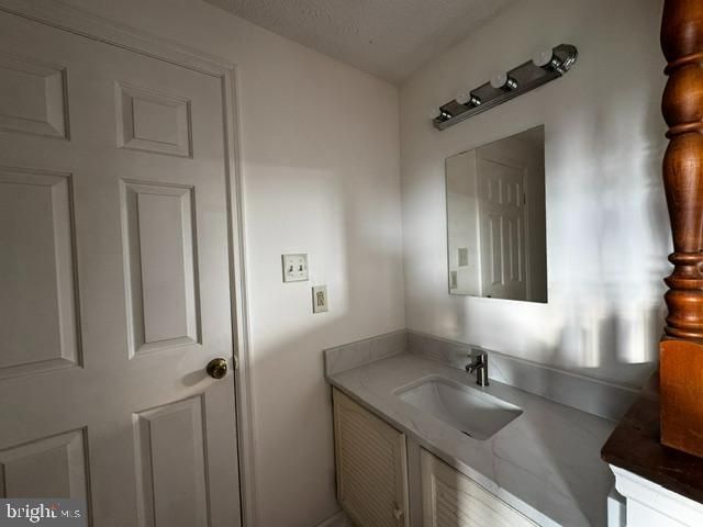 13238 CUSTOM HOUSE CT, Fairfax, VA 22033