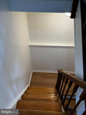 13238 CUSTOM HOUSE CT, Fairfax, VA 22033