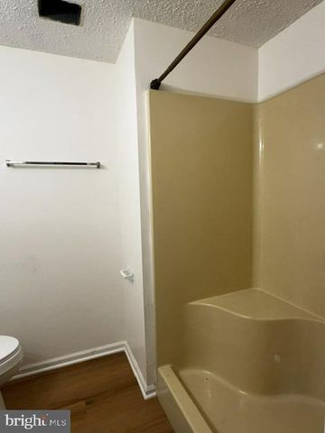 13238 CUSTOM HOUSE CT, Fairfax, VA 22033