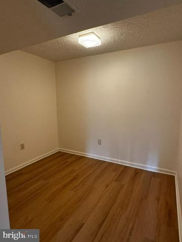 13238 CUSTOM HOUSE CT, Fairfax, VA 22033