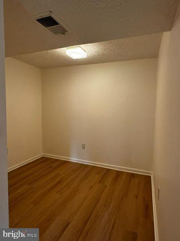 13238 CUSTOM HOUSE CT, Fairfax, VA 22033