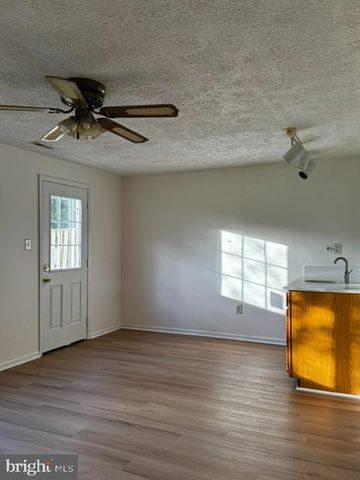 13238 CUSTOM HOUSE CT, Fairfax, VA 22033