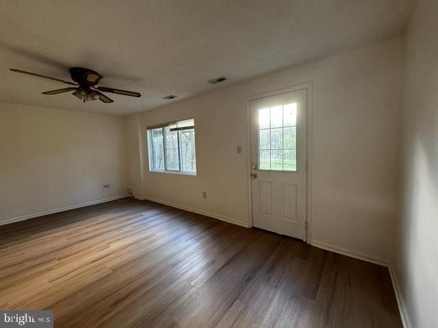 13238 CUSTOM HOUSE CT, Fairfax, VA 22033