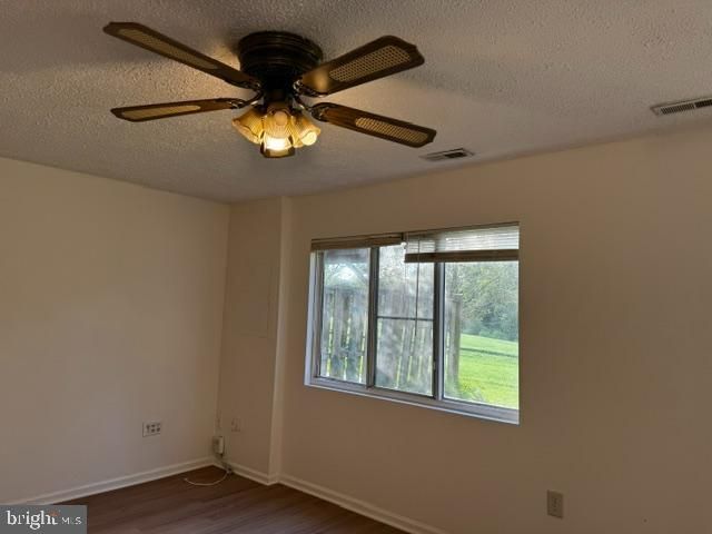 13238 CUSTOM HOUSE CT, Fairfax, VA 22033