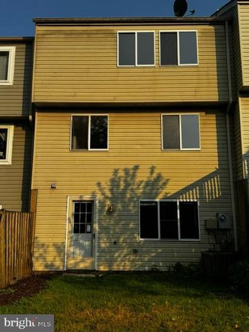13238 CUSTOM HOUSE CT, Fairfax, VA 22033