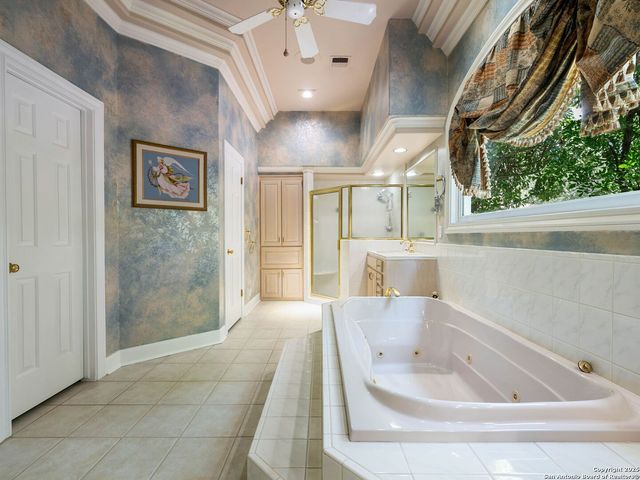 43 Stratton Ln, San Antonio, TX 78257