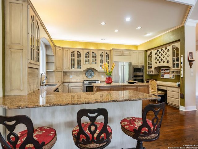 43 Stratton Ln, San Antonio, TX 78257