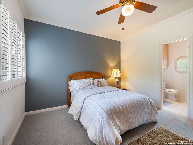 43 Stratton Ln, San Antonio, TX 78257