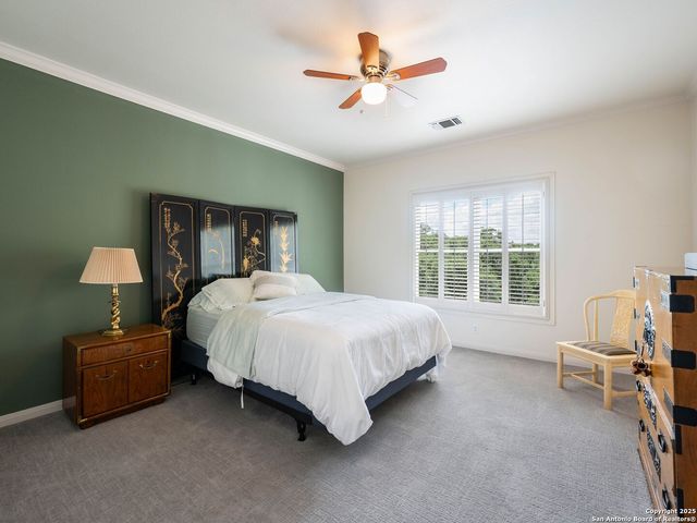 43 Stratton Ln, San Antonio, TX 78257