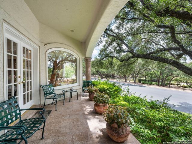 43 Stratton Ln, San Antonio, TX 78257