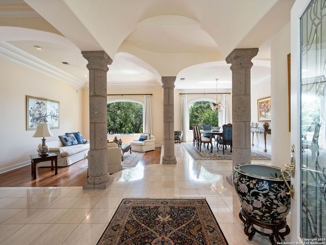 43 Stratton Ln, San Antonio, TX 78257