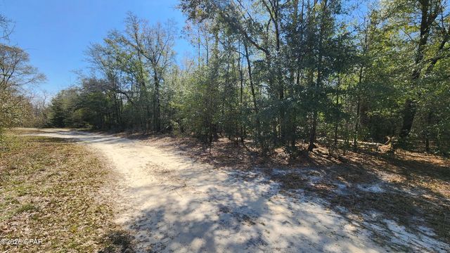 000 Edgewood Road, Fountain, FL 32438