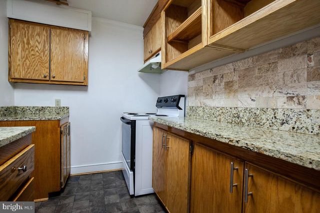 1405 CHARLES ST, Fredericksburg, VA 22401