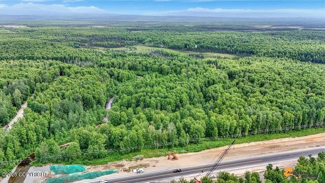 Tr G Parks Highway, Talkeetna, AK 99676