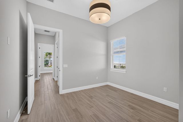 12525 Triumph Lane, Palm Beach Gardens, FL 33412
