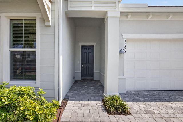 12525 Triumph Lane, Palm Beach Gardens, FL 33412