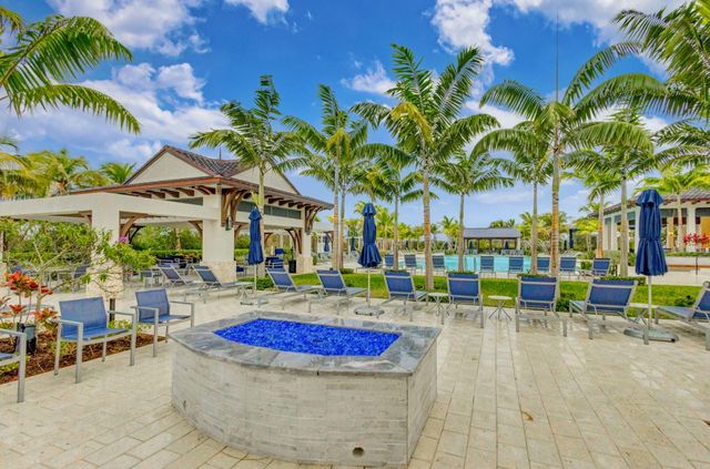 12525 Triumph Lane, Palm Beach Gardens, FL 33412