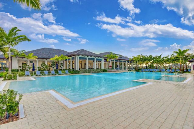 12525 Triumph Lane, Palm Beach Gardens, FL 33412