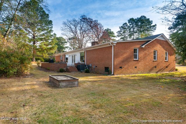 102 Longwood Drive, Pinetops, NC 27864