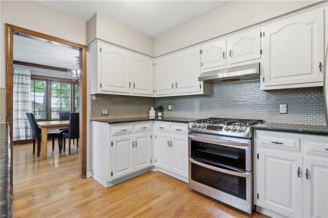 7416 Springfield Street, Prairie Village, KS 66208