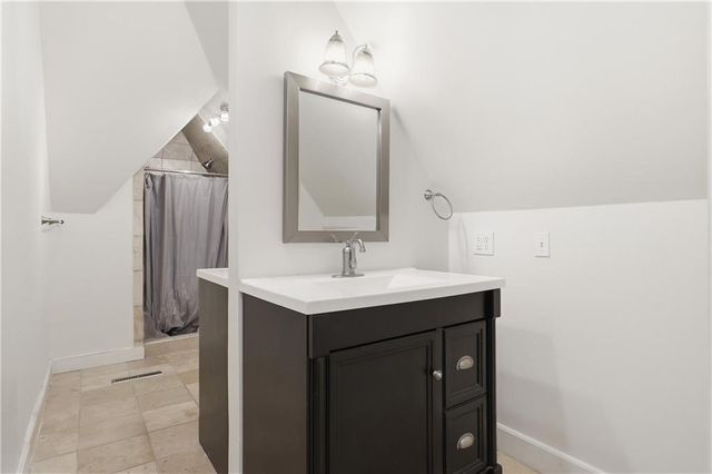 7416 Springfield Street, Prairie Village, KS 66208