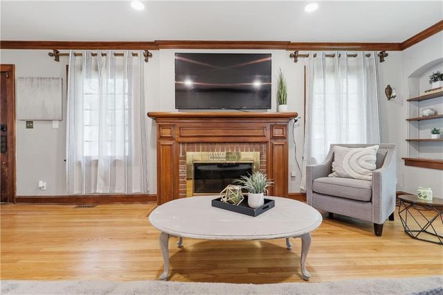7416 Springfield Street, Prairie Village, KS 66208