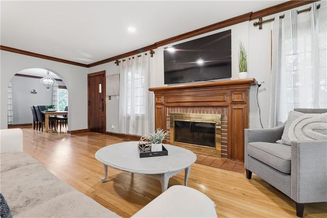 7416 Springfield Street, Prairie Village, KS 66208