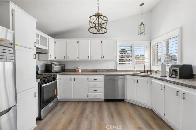 140 W Pioneer Avenue 38, Redlands, CA 92374