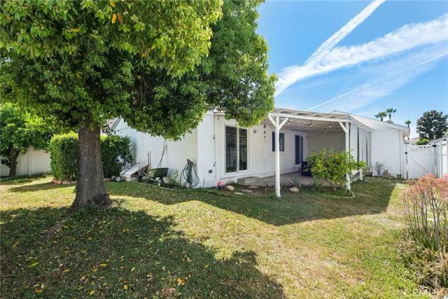 140 W Pioneer Avenue 38, Redlands, CA 92374