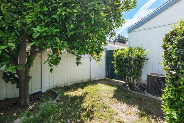 140 W Pioneer Avenue 38, Redlands, CA 92374