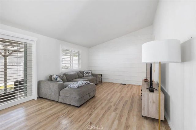 140 W Pioneer Avenue 38, Redlands, CA 92374