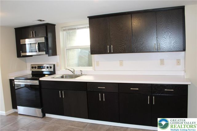 933 Linden Street 1, Bethlehem City, PA 18018