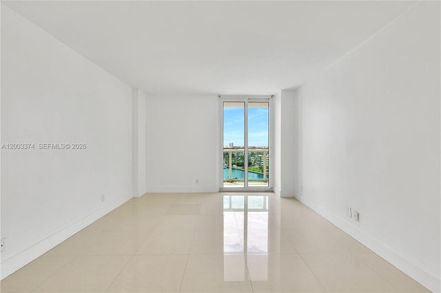 100 Bayview Dr 1002, Sunny Isles Beach, FL 33160