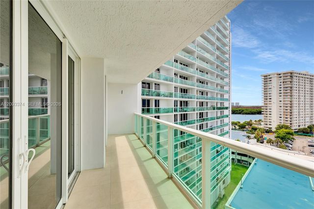 100 Bayview Dr 1002, Sunny Isles Beach, FL 33160