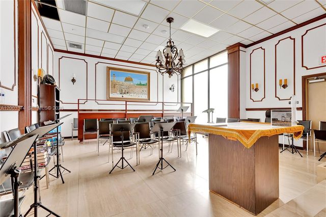 100 Bayview Dr 1002, Sunny Isles Beach, FL 33160