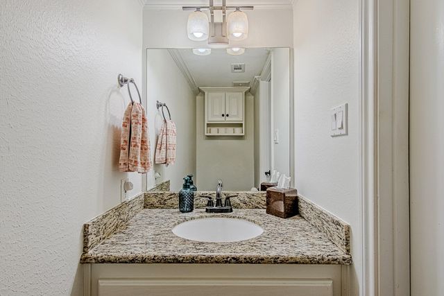 10307 Piping Rock Lane, Houston, TX 77042