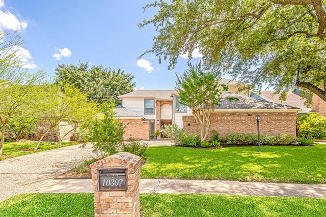10307 Piping Rock Lane, Houston, TX 77042
