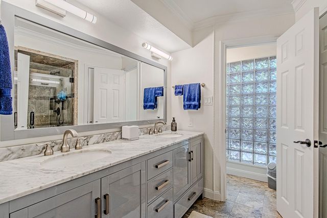 10307 Piping Rock Lane, Houston, TX 77042
