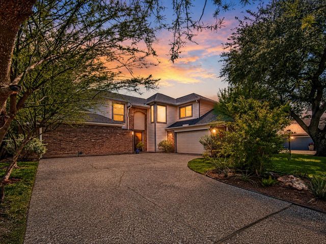 10307 Piping Rock Lane, Houston, TX 77042