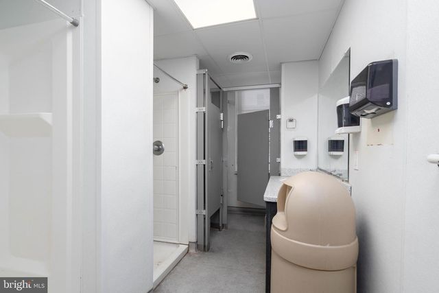 1300 SPRING GARDEN ST, Philadelphia, PA 19123