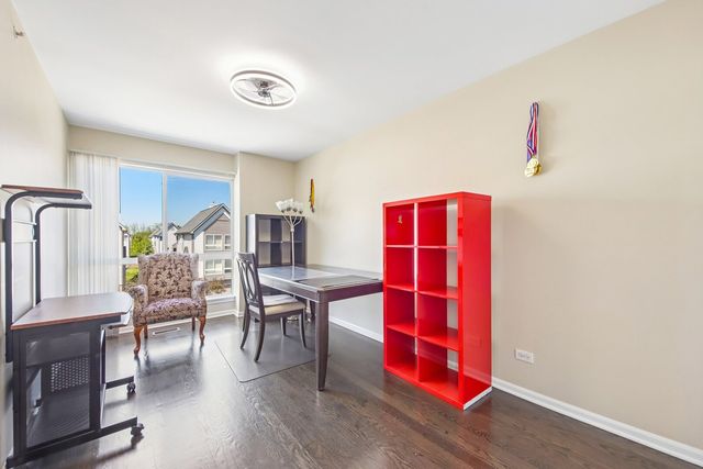 673 E FOUNTAINVIEW Drive 673, Mundelein, IL 60060